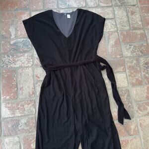 GAP Velvet Black Jumpsuit Belted V-Neck Straight Leg Size 10 Tall